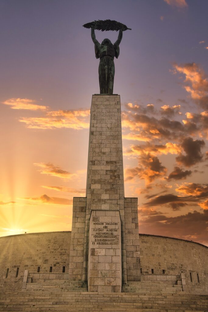 munkasszalllas-Budapest_pic2
